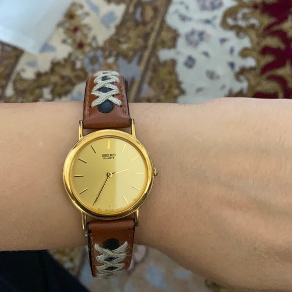❣️sold❣️Seiko gold watch with leather straps - Picture 1 of 4